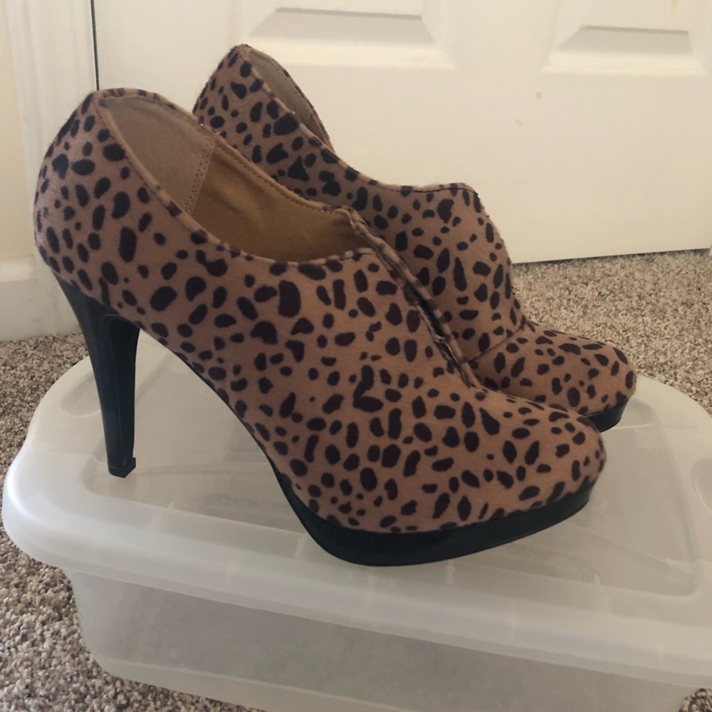 High heel Faux fur upper all man made